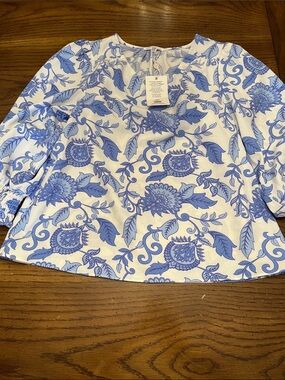 Mary Square Ashlyn Top, size extra small, new with tags